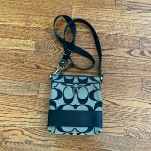 Vintage Y2K Coach Signature File Bag Crossbody Purse Nylon & Canvas monogram